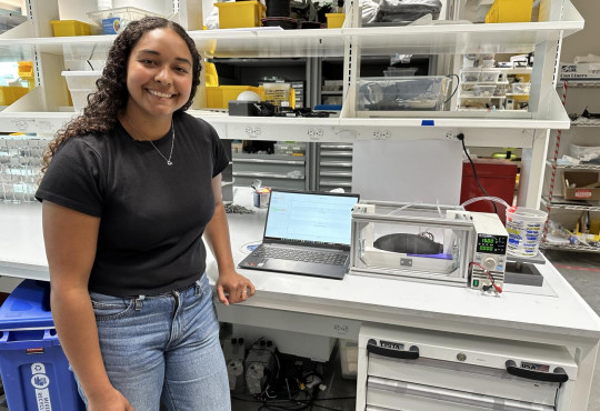 Tiahna Padilla in the lab