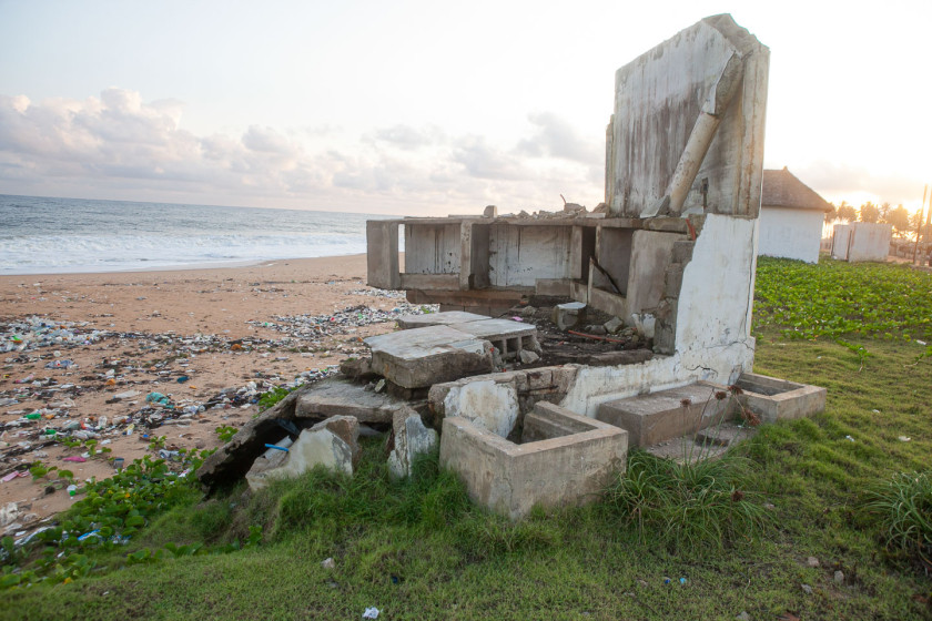 Homes recently destroyed by coastal erosion in Azuretti, Côte d’Ivoire